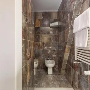 Lombardia Hotell